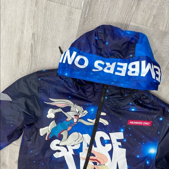 Members Only X Looney Tunes LIMITED EDITION Jacket Space Jam Tune Squad Medium - Picture 4 of 5